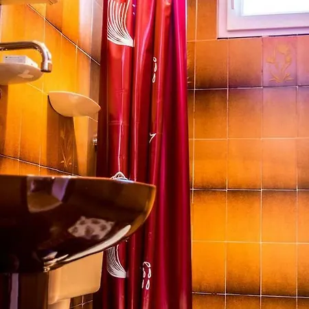 Near Sea & Beaches With Heated Pool & Bbq Willa *