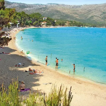 Near Sea & Beaches With Heated Pool & Bbq Orebić