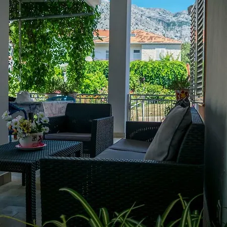 Villa Near Sea & Beaches With Heated Pool & Bbq Orebic