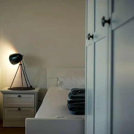 Villa Near Sea & Beaches With Heated Pool & Bbq *